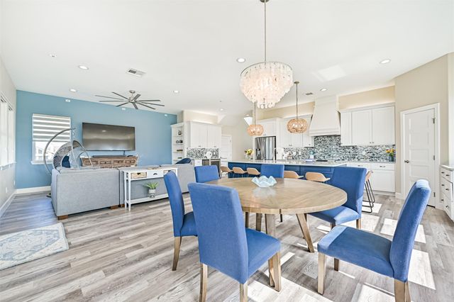 25027 Intrepid Lane, Galveston, TX 77554