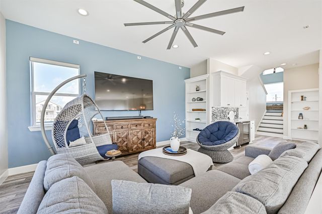 25027 Intrepid Lane, Galveston, TX 77554