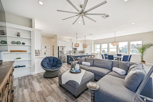25027 Intrepid Lane, Galveston, TX 77554