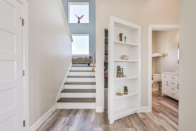 25027 Intrepid Lane, Galveston, TX 77554
