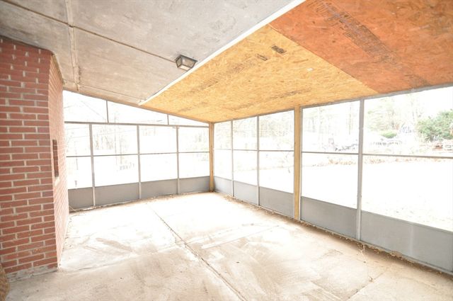 149 Shaker Rd, Westfield, MA 01085