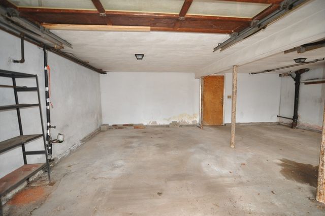 149 Shaker Rd, Westfield, MA 01085