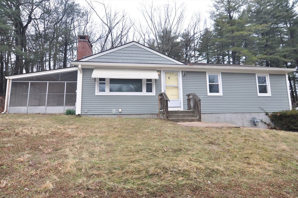 149 Shaker Rd, Westfield, MA 01085