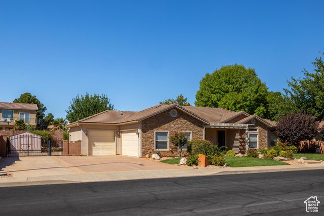 2303 JOSHUA CIR, Santa Clara, UT 84765