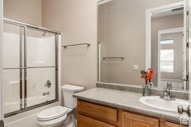 2303 JOSHUA CIR, Santa Clara, UT 84765