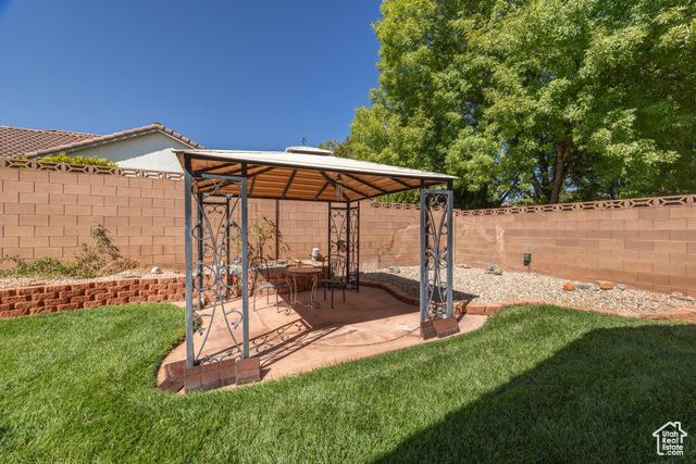 2303 JOSHUA CIR, Santa Clara, UT 84765