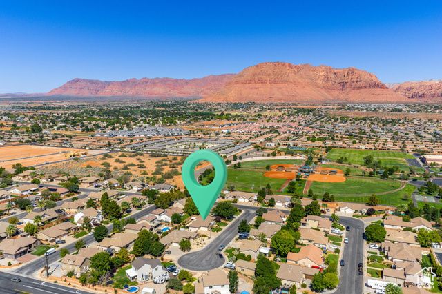 2303 JOSHUA CIR, Santa Clara, UT 84765