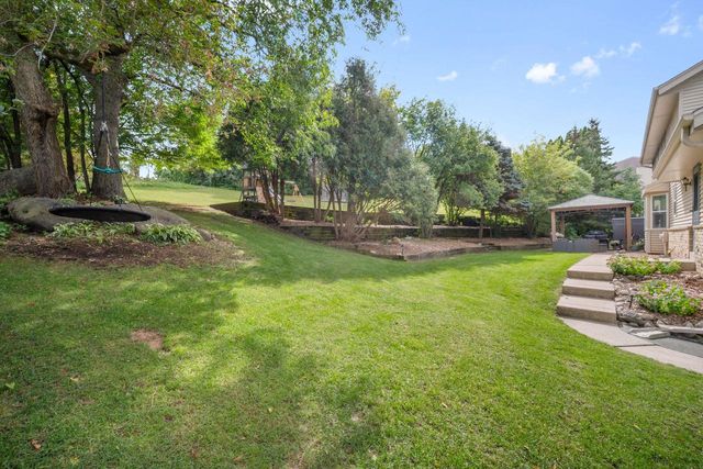 1600 Constitution DRIVE, Brookfield, WI 53045