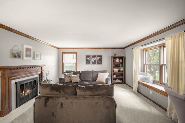 1600 Constitution DRIVE, Brookfield, WI 53045