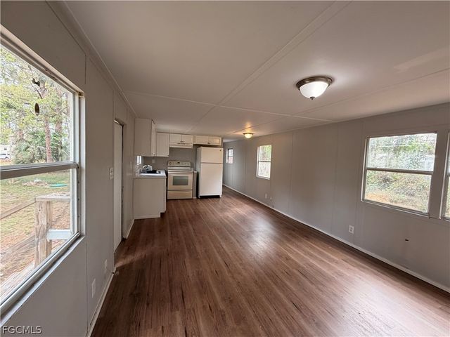 7647 Ebson DR, North Fort Myers, FL 33917