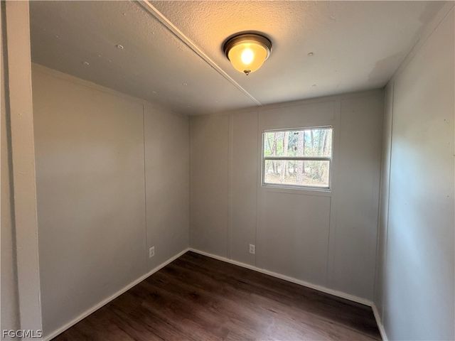 7647 Ebson DR, North Fort Myers, FL 33917