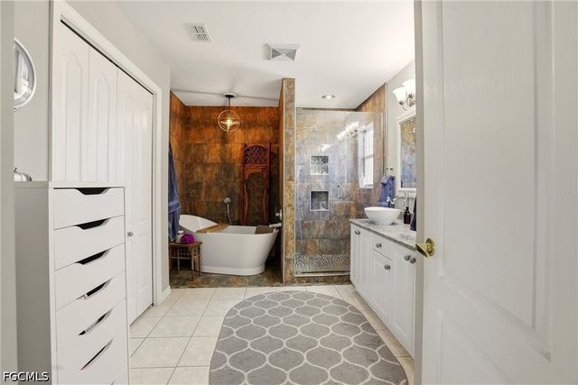 21543 Brixham Run LOOP, Estero, FL 33928