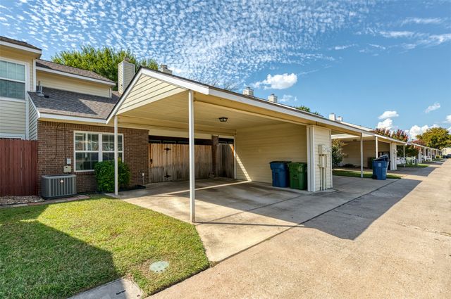 831 Summercreek Drive, Lewisville, TX 75067
