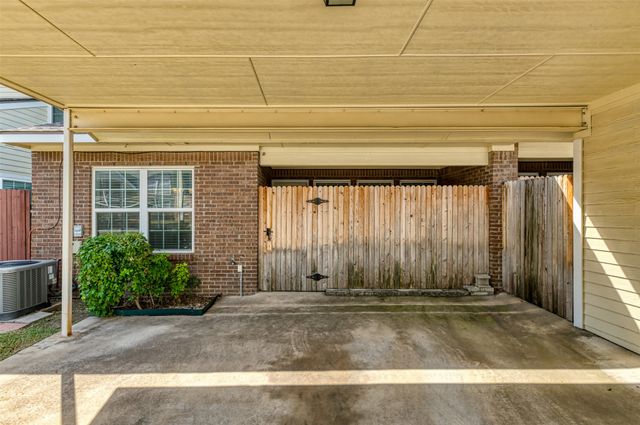 831 Summercreek Drive, Lewisville, TX 75067