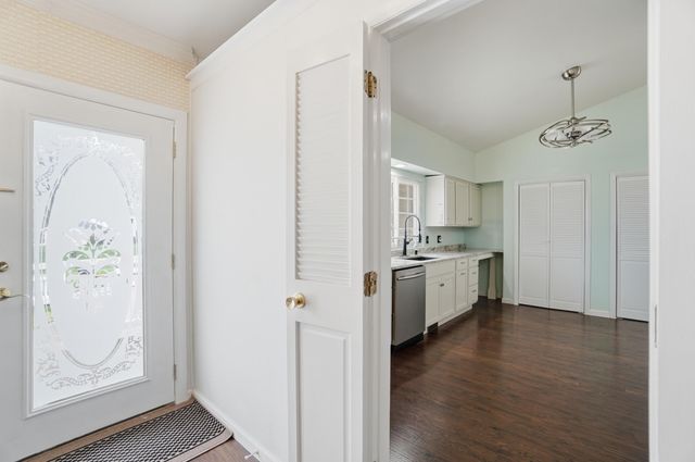 2535 Valdina Drive 2535 Valdina Drive, Beavercreek, OH 45434