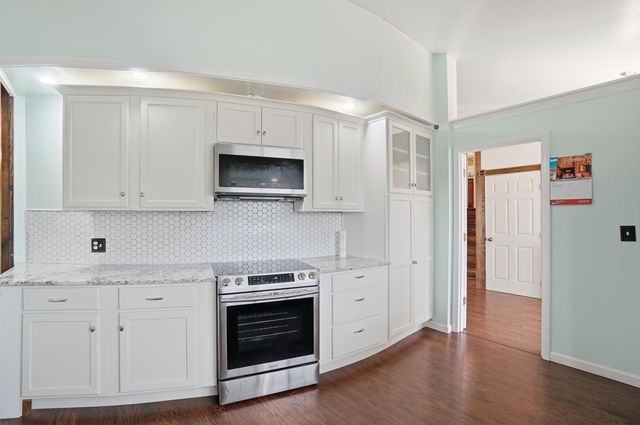 2535 Valdina Drive 2535 Valdina Drive, Beavercreek, OH 45434