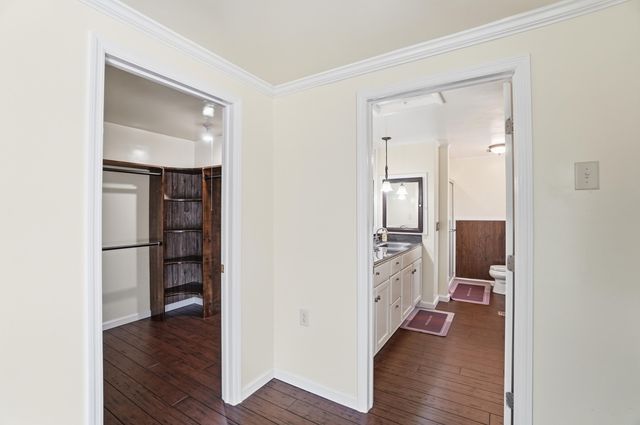 2535 Valdina Drive 2535 Valdina Drive, Beavercreek, OH 45434