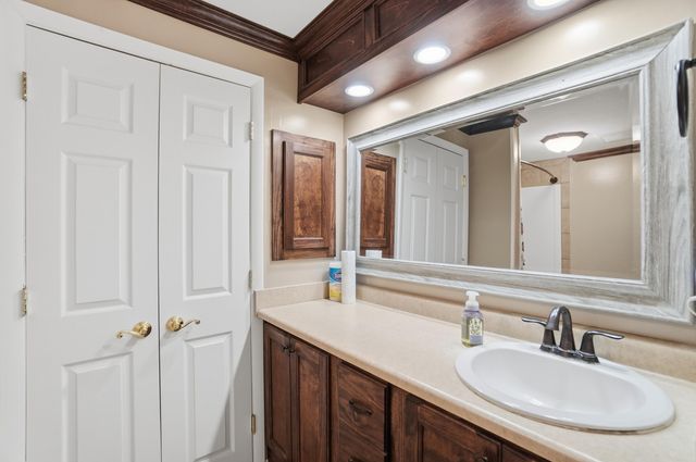 2535 Valdina Drive 2535 Valdina Drive, Beavercreek, OH 45434