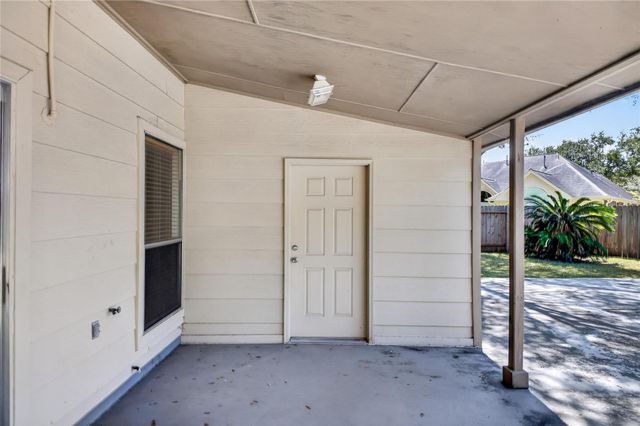 102 Lissa Lane, Sugar Land, TX 77479