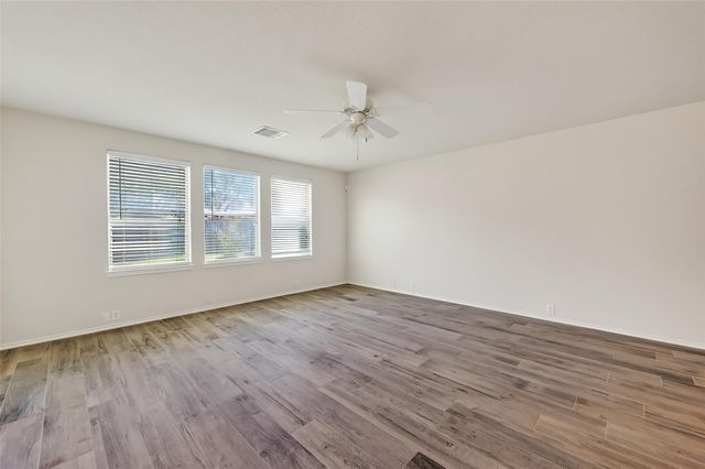 827 Honeysuckle Vine Drive, Rosenberg, TX 77469