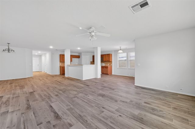 827 Honeysuckle Vine Drive, Rosenberg, TX 77469