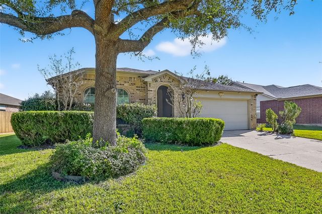 827 Honeysuckle Vine Drive, Rosenberg, TX 77469