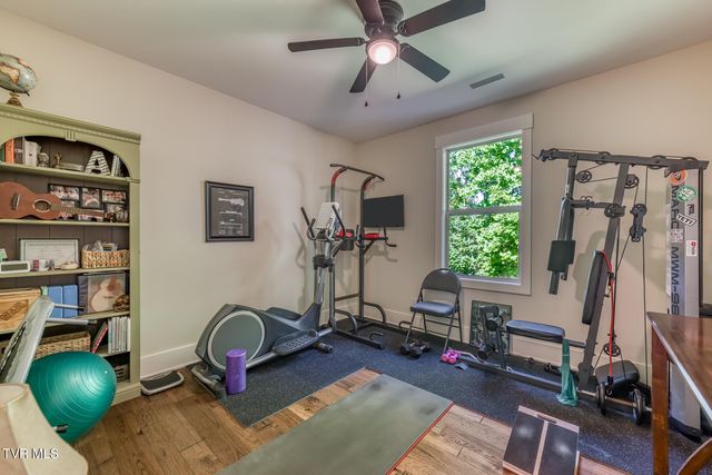 112 Spice Hollow Road, Johnson City, TN 37604