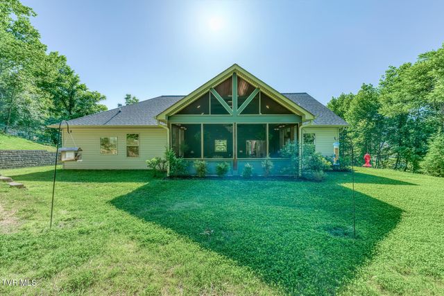 112 Spice Hollow Road, Johnson City, TN 37604