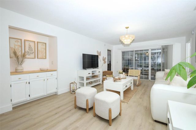 7102 OLYMPIA COURT 7102, Longwood, FL 32779