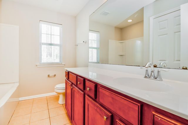 302 Sanctuary Park Drive, Summerville, SC 29486