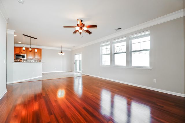 302 Sanctuary Park Drive, Summerville, SC 29486