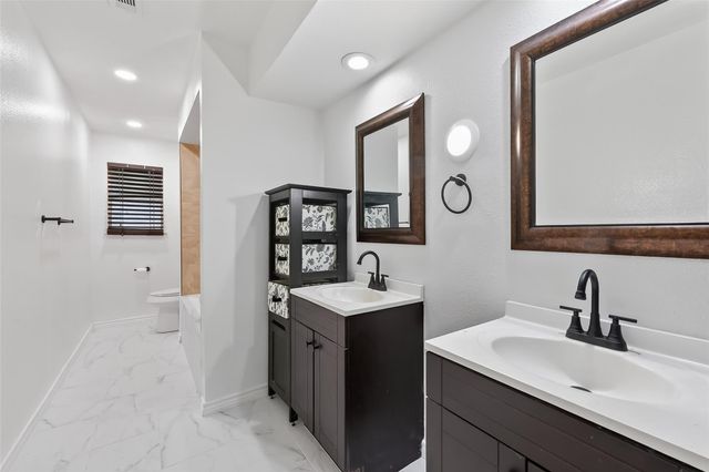 15353 Arrowhead Bend, Willis, TX 77378