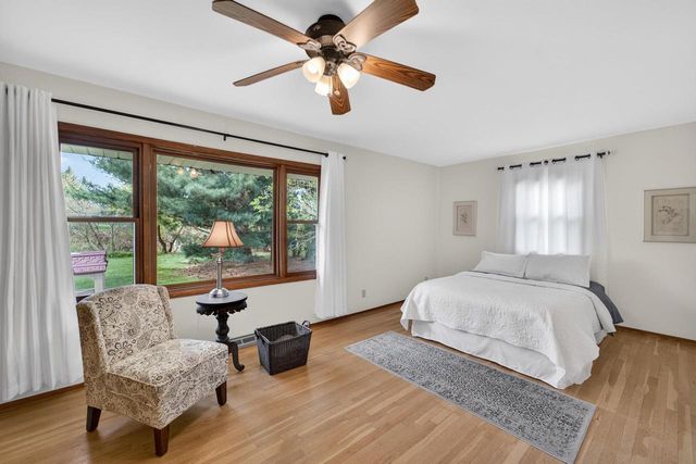 2110 Sheridan Drive, Madison, WI 53704