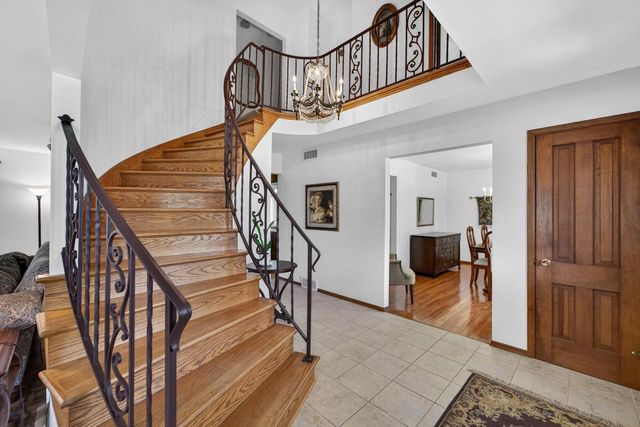 2110 Sheridan Drive, Madison, WI 53704