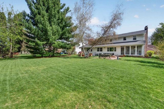 2110 Sheridan Drive, Madison, WI 53704
