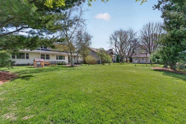 2110 Sheridan Drive, Madison, WI 53704