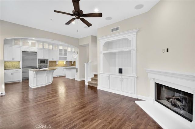 17271 Wareham, Huntington Beach, CA 92649