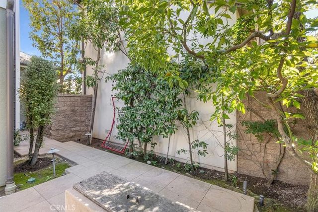 17271 Wareham, Huntington Beach, CA 92649