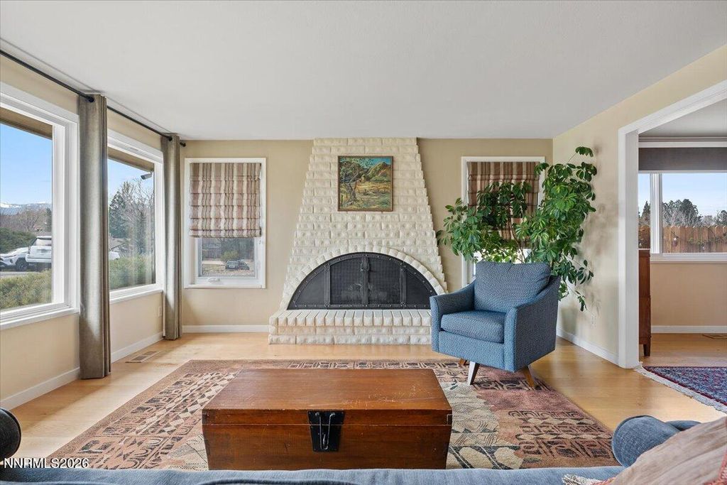 Image 11 of property listing at 120 Drew Drive, Reno, NV 89511