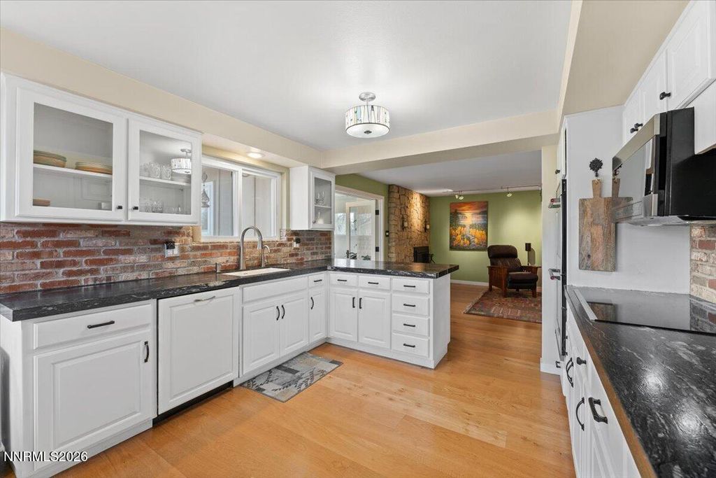 Image 25 of property listing at 120 Drew Drive, Reno, NV 89511