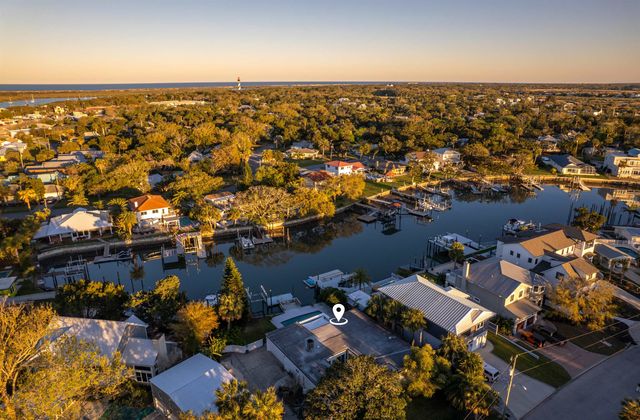 101 Dolphin Dr, St Augustine, FL 32080