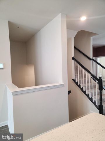 5043 MACDONOUGH PL, Frederick, MD 21703