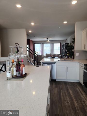 5043 MACDONOUGH PL, Frederick, MD 21703