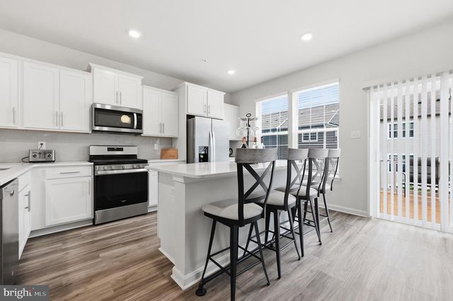 5043 MACDONOUGH PL, Frederick, MD 21703