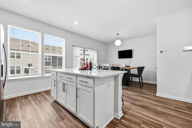 5043 MACDONOUGH PL, Frederick, MD 21703