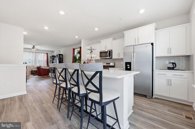 5043 MACDONOUGH PL, Frederick, MD 21703