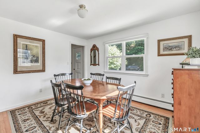 15 Evelyn Street, Trumbull, CT 06611