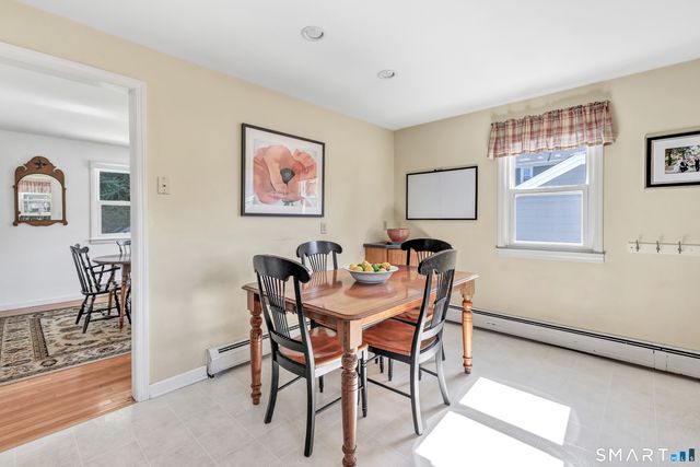 15 Evelyn Street, Trumbull, CT 06611