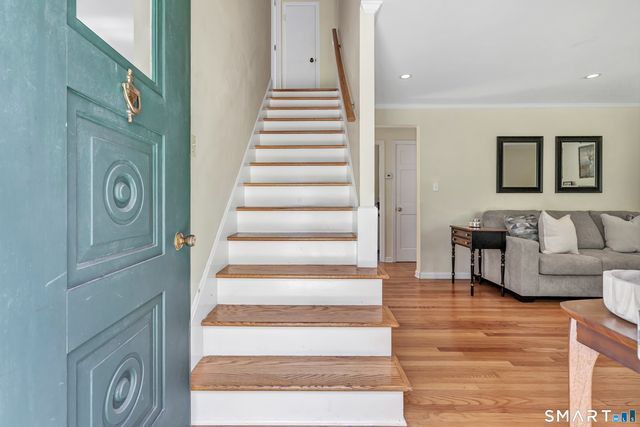 15 Evelyn Street, Trumbull, CT 06611