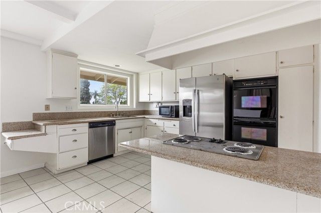 5602 Sunmist Drive, Rancho Palos Verdes, CA 90275